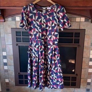 LuLaRoe Medium Amelia